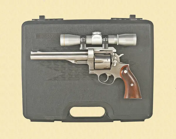 Hand Guns & Pistols | Simpson Limited