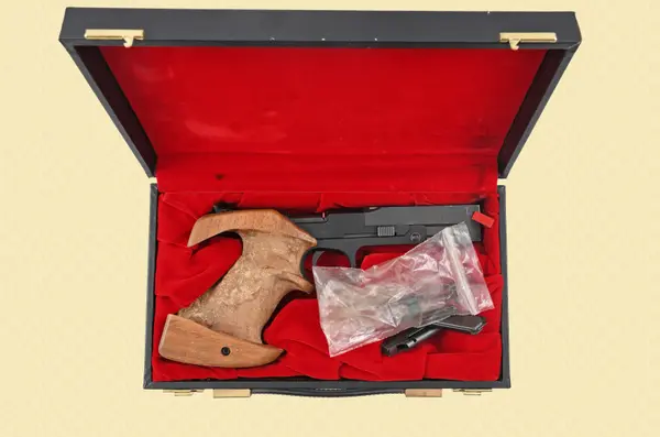 Simpson Limited | Antique & Modern Firearms for Collectors